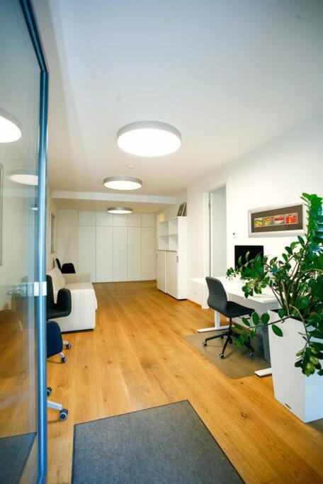 Top Central Apartment On Karlsplatz Vídeň Exteriér fotografie