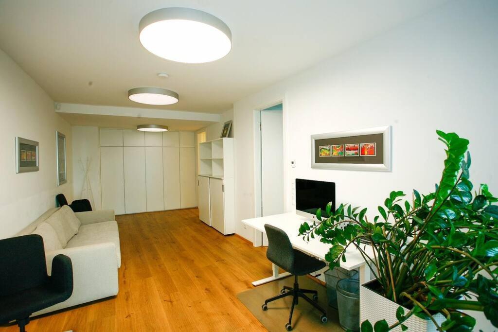 Top Central Apartment On Karlsplatz Vídeň Exteriér fotografie